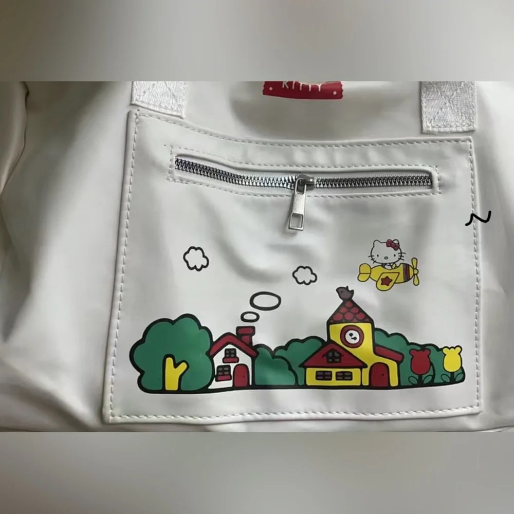 NWT SANRIO HELLO KITTY TRAVEL DUFFEL BAG (still in plastic) - Picture 6 of 7